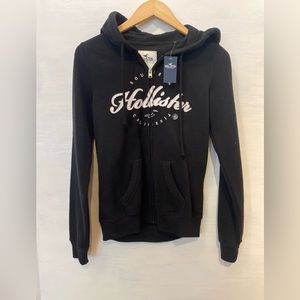 New Hollister Hoodie in Black, Size XS